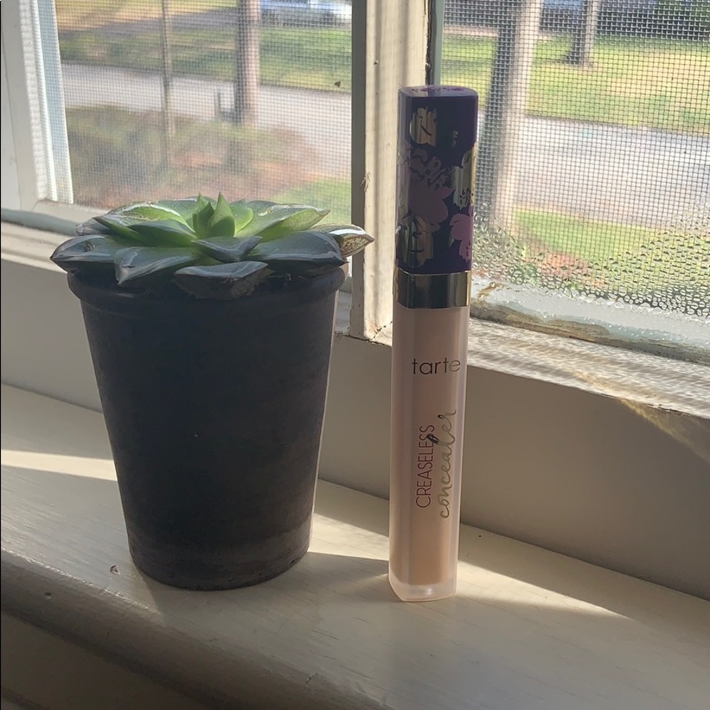 Tarte creaseless concealer